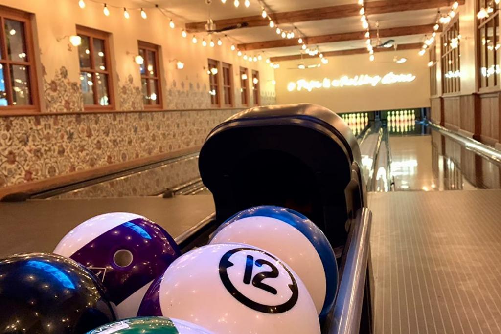 Bowling - Restaurant